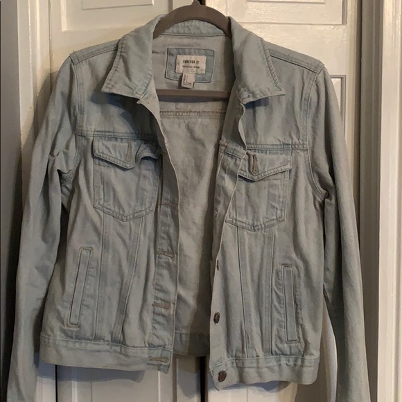 Forever 21 Jackets & Blazers - Forever 21 Denim Jacket